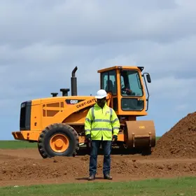 formação de operadores de máquinas pesadas