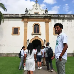 Estudantes da Bahia visitam e conhecem a história de São Mateus