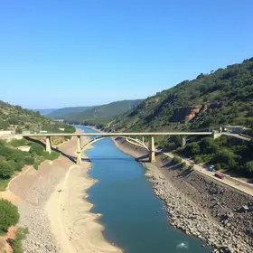 ponte sobre o Rio São Mateus
